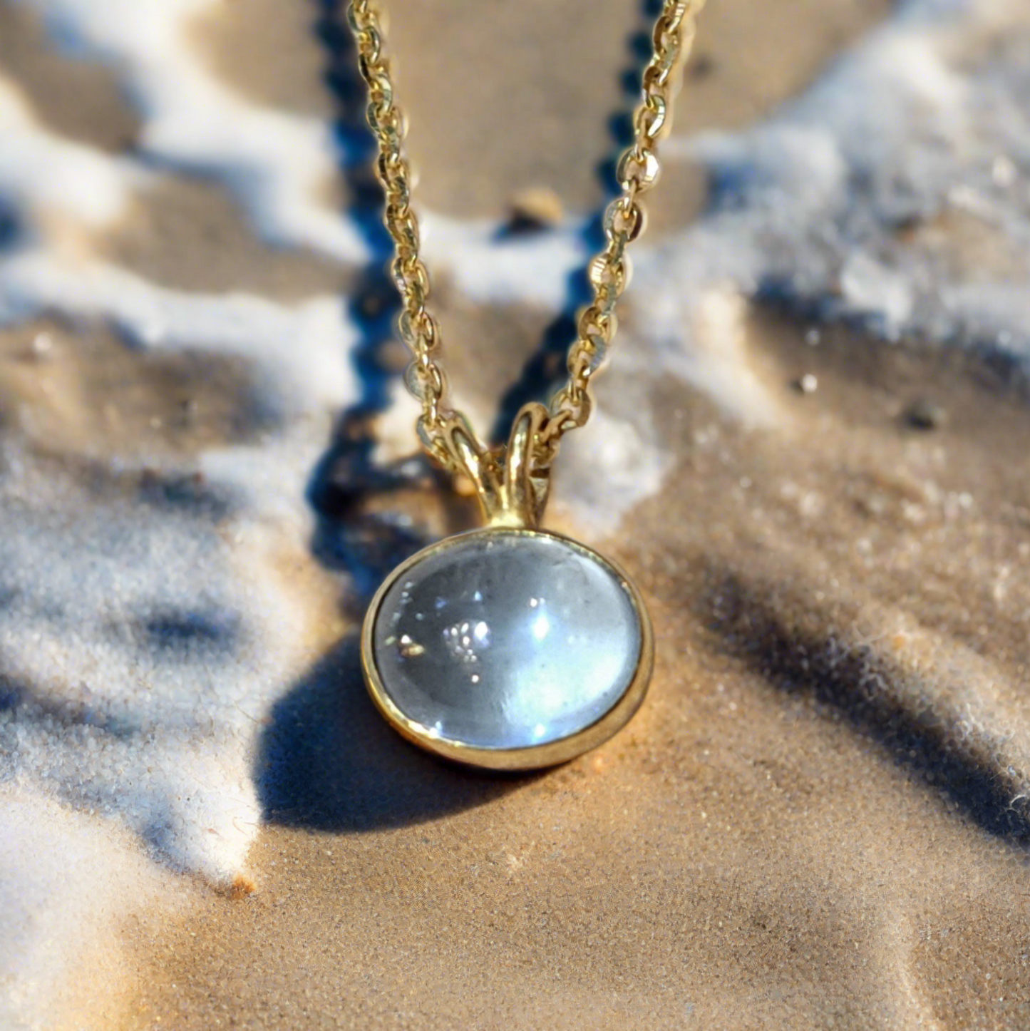 18K Gold  and sterling silver aquamarine pendant