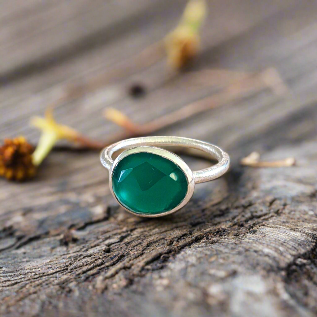 Handmade sterling silver ring with oval green agate - Katerina Roukouna