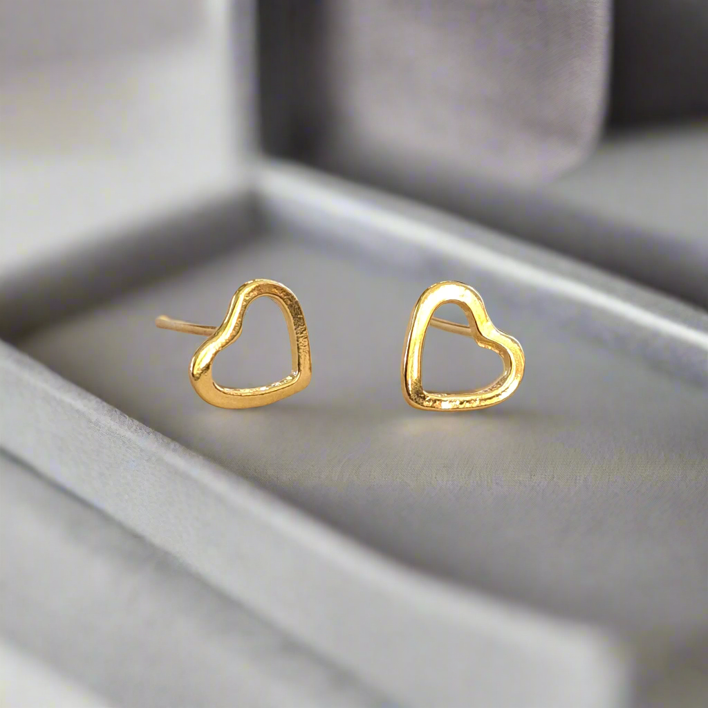 Hearts sterling silver stud earrings