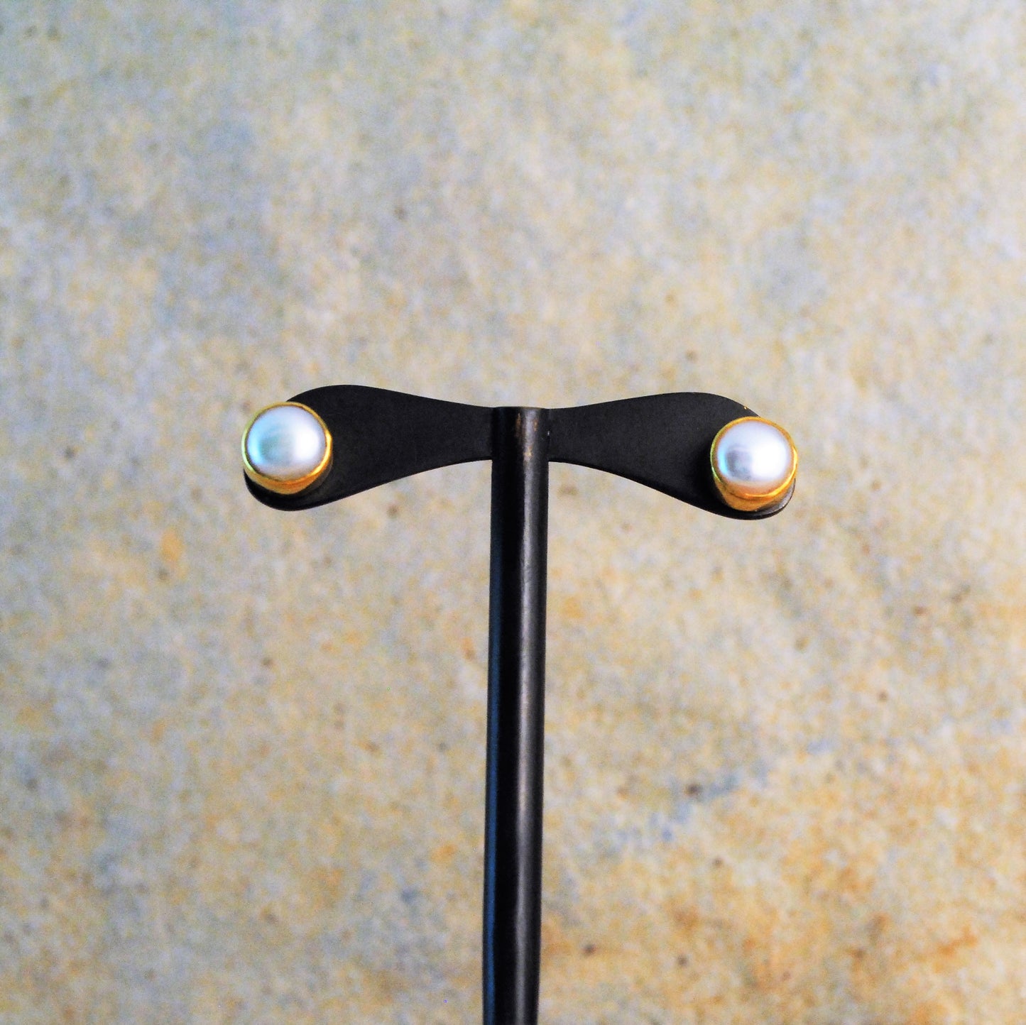 18K gold and sterling silver earrings with pearls
