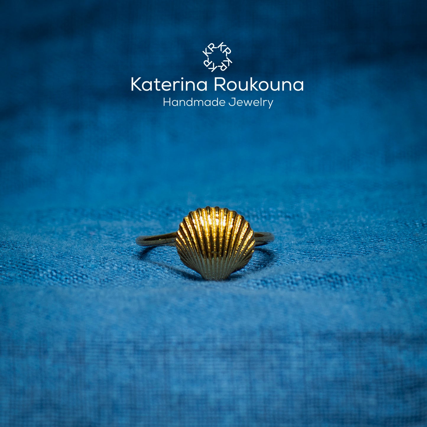 Tiny Clam Silver Ring - Katerina Roukouna