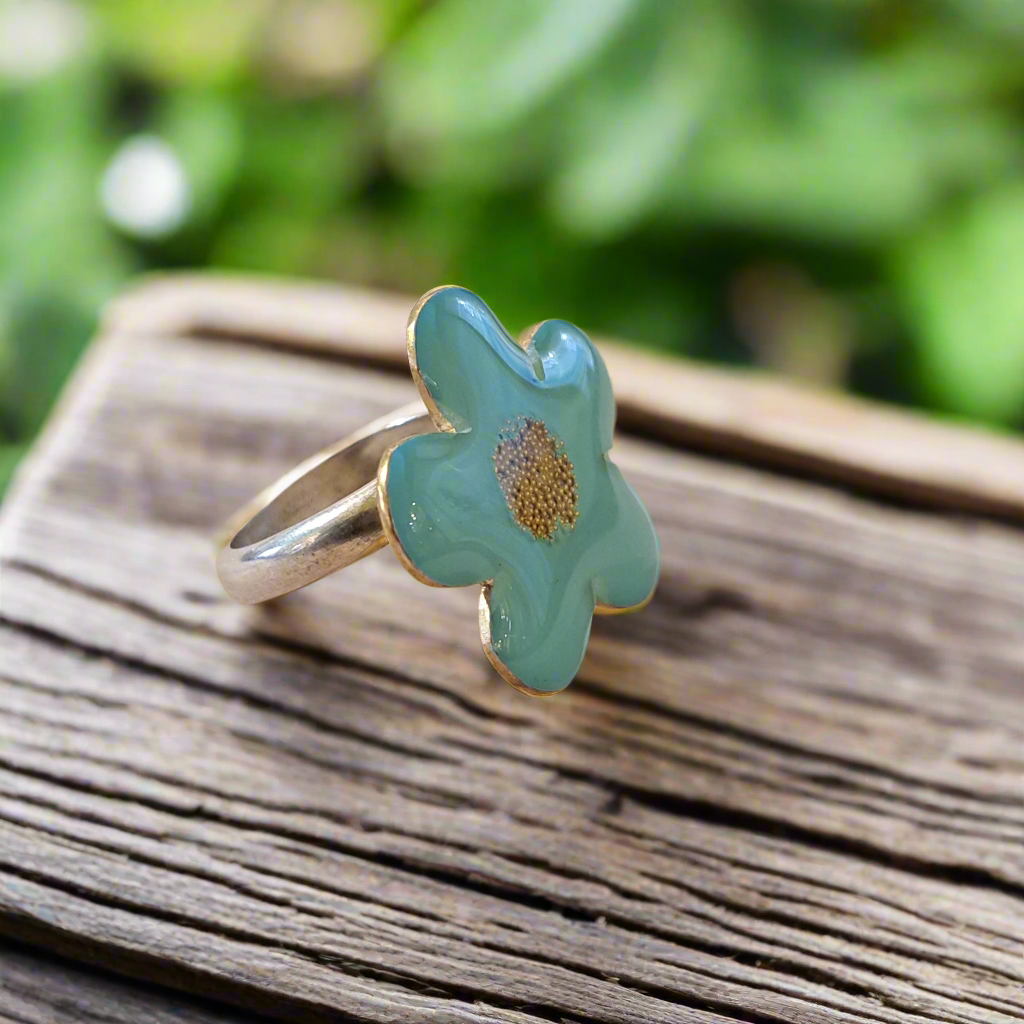 Turquoise flower ring