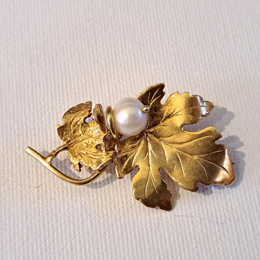 Grapevine Leaf with pearl- gold plated silver