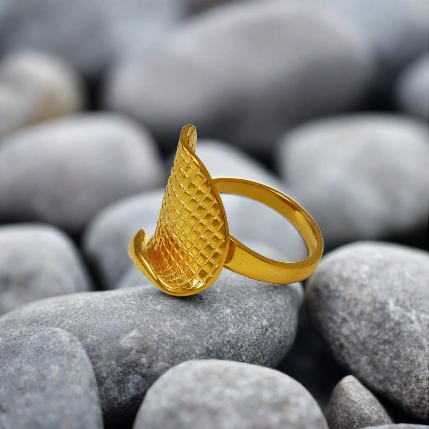 Unfold gold plated silver ring