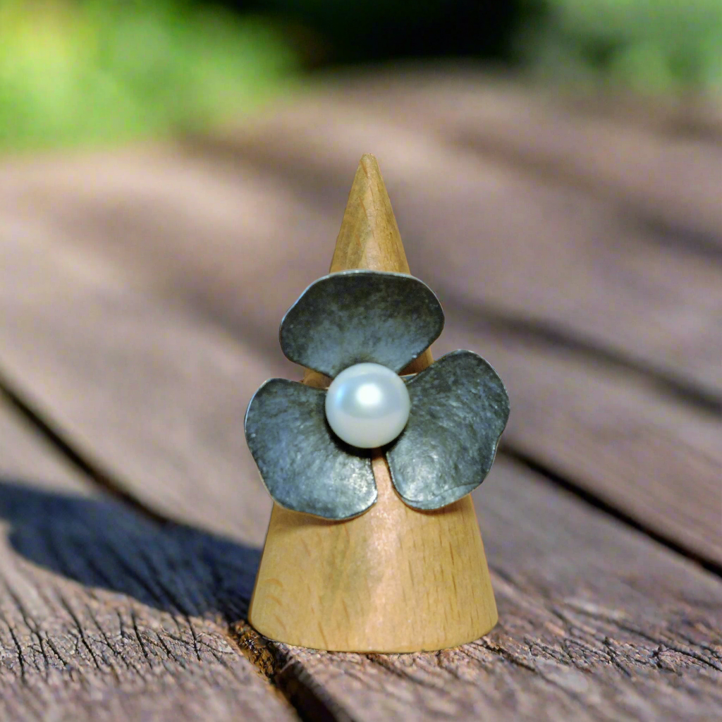 Vintage flower sterling silver ring - Katerina Roukouna