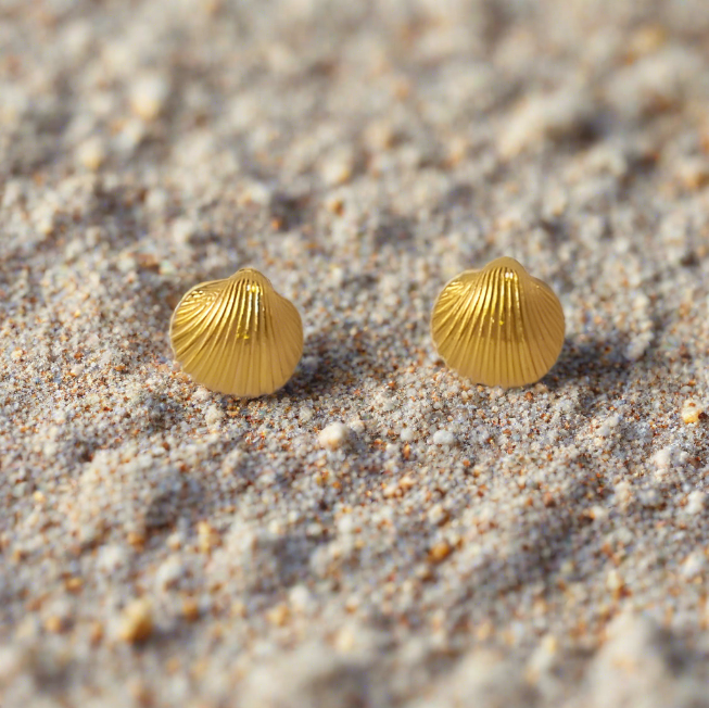 Tiny Clams Stud Earrings - Katerina Roukouna