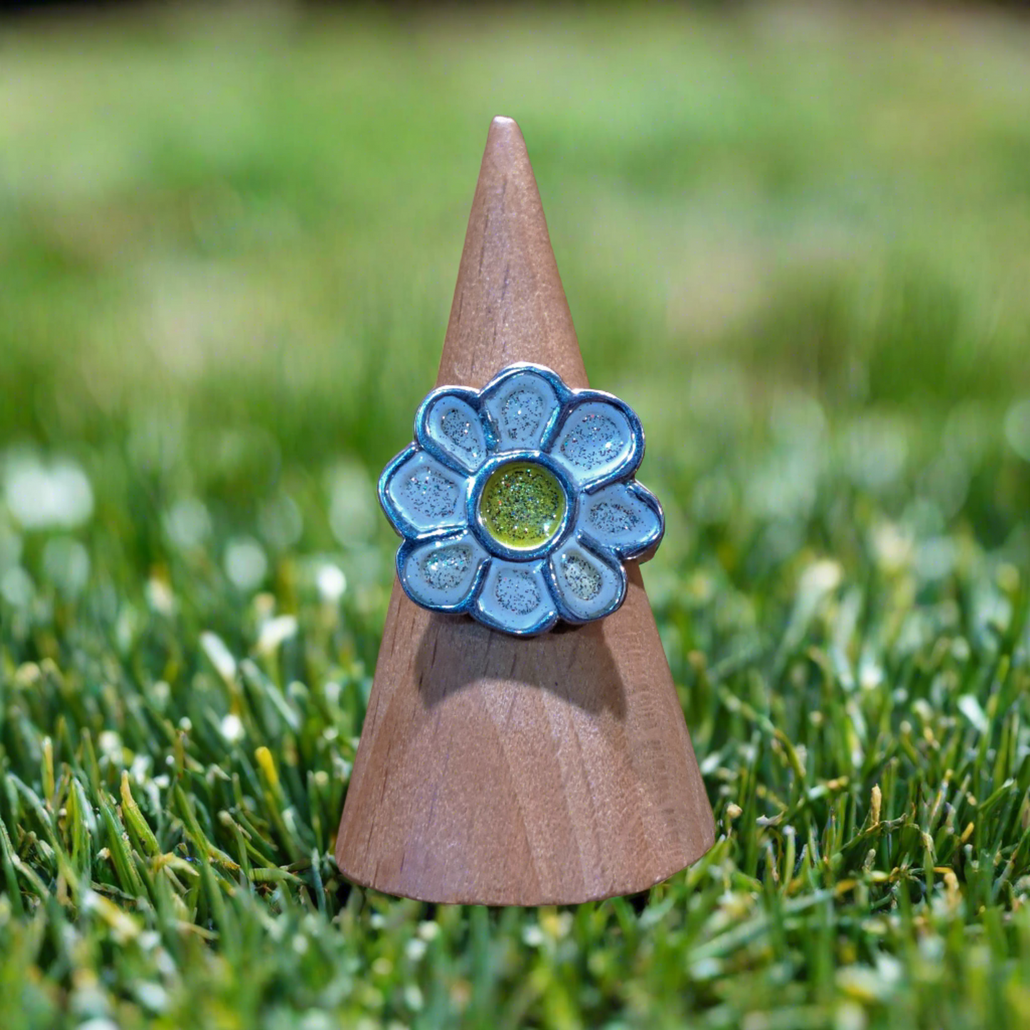 Sterling silver ring- daisy - Katerina Roukouna
