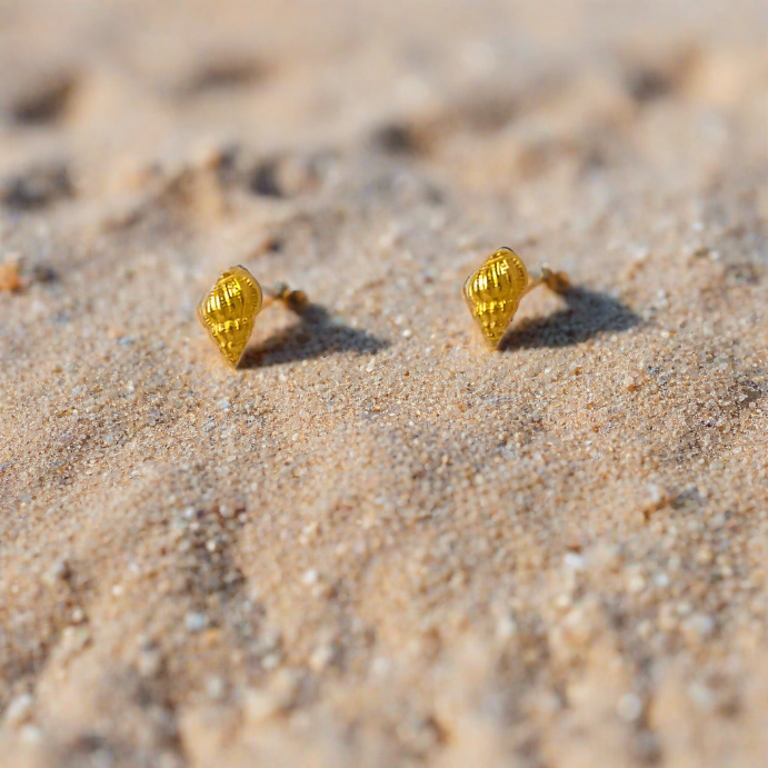 Tiny Conch Stud Earrings - Katerina Roukouna