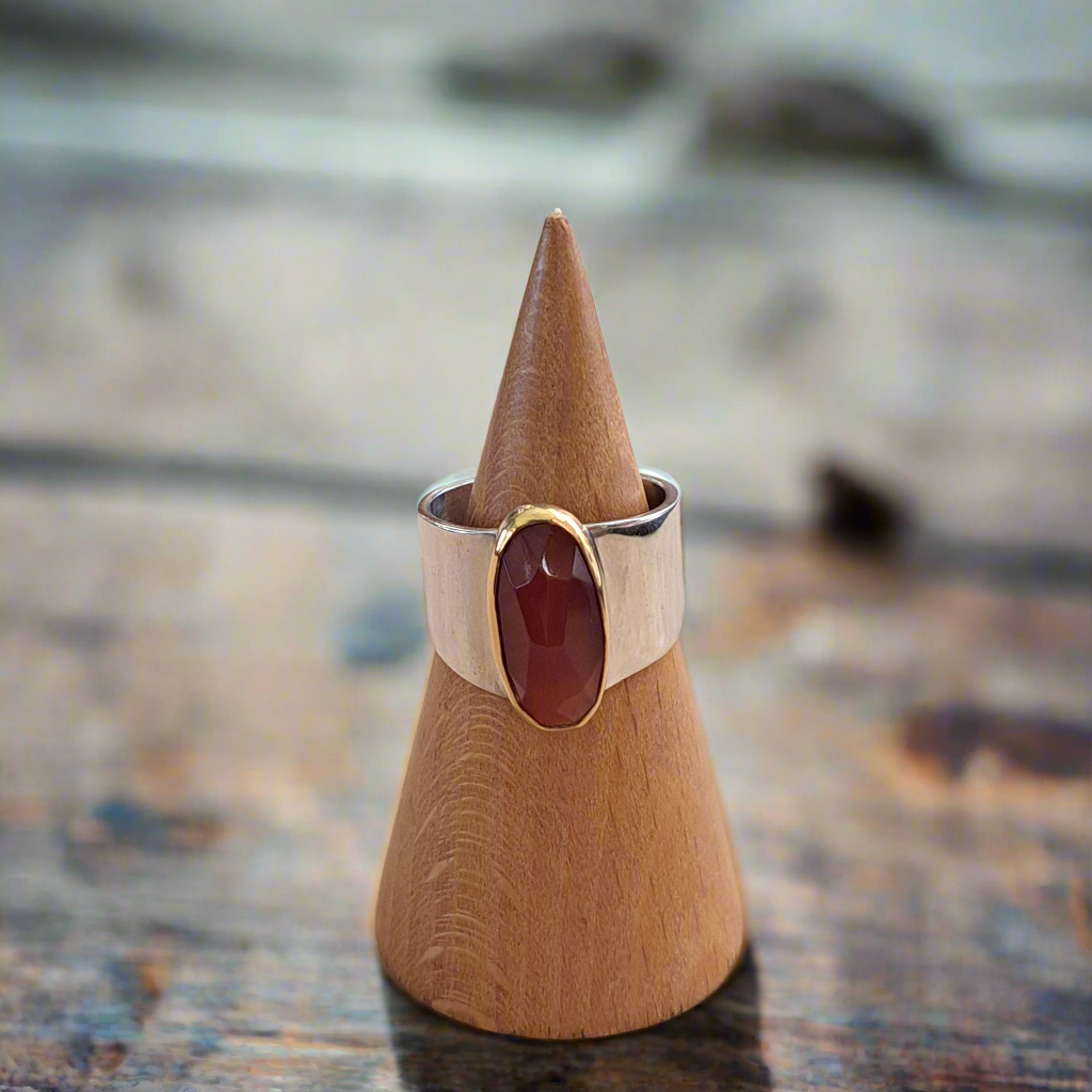 Handmade 18K gold and sterling silver ring with cornelian