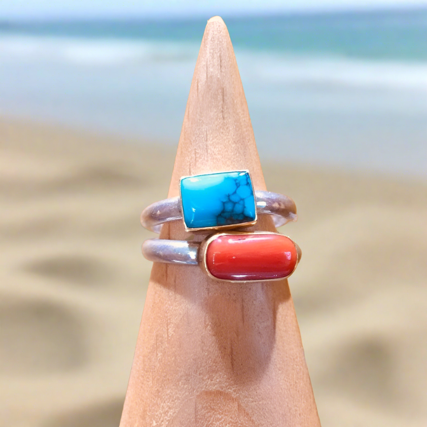 Coral ring with 18K gold and silver - Katerina Roukouna