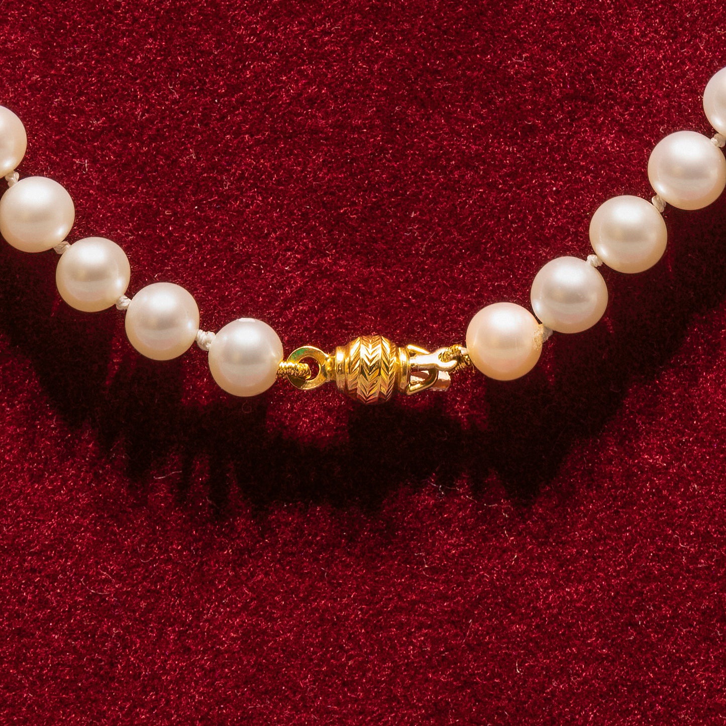 Pearls with 18K gold clasp