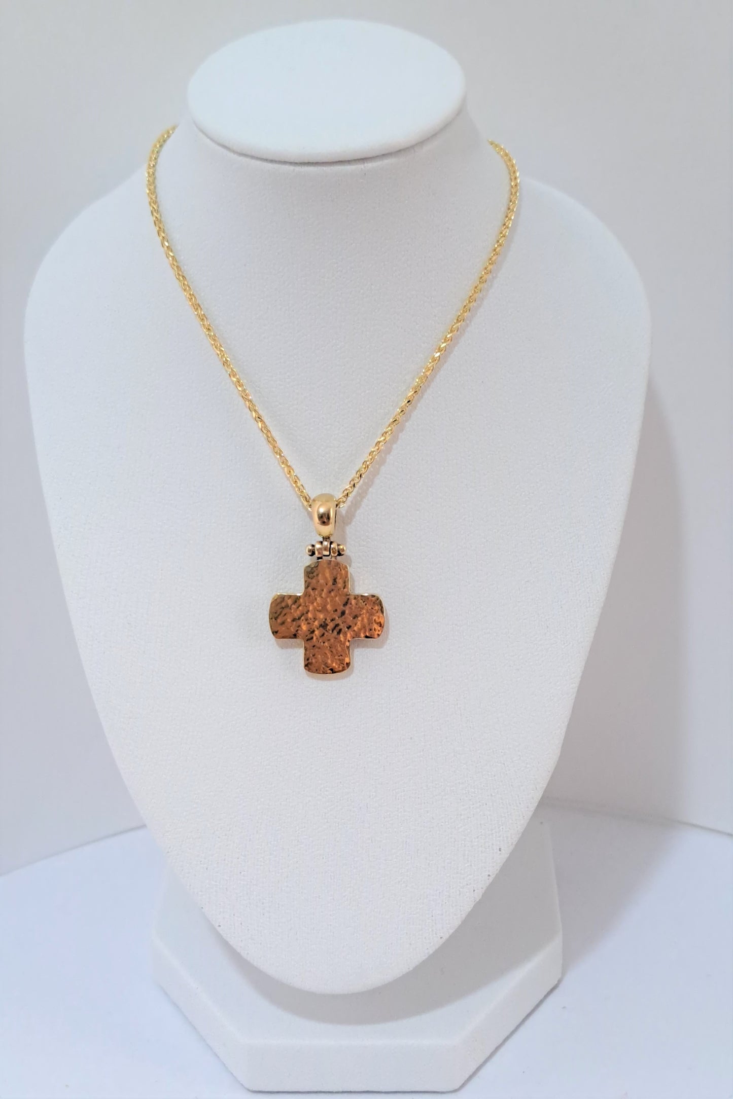 Handmade 18k gold cross-hammered