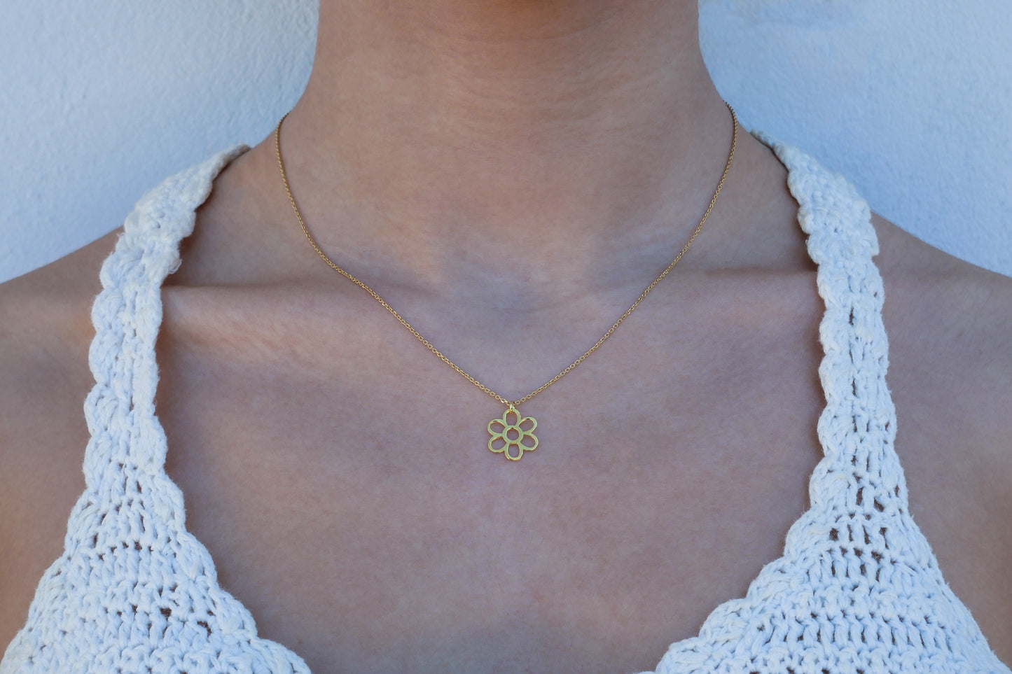 Tiny Marguerite Necklace