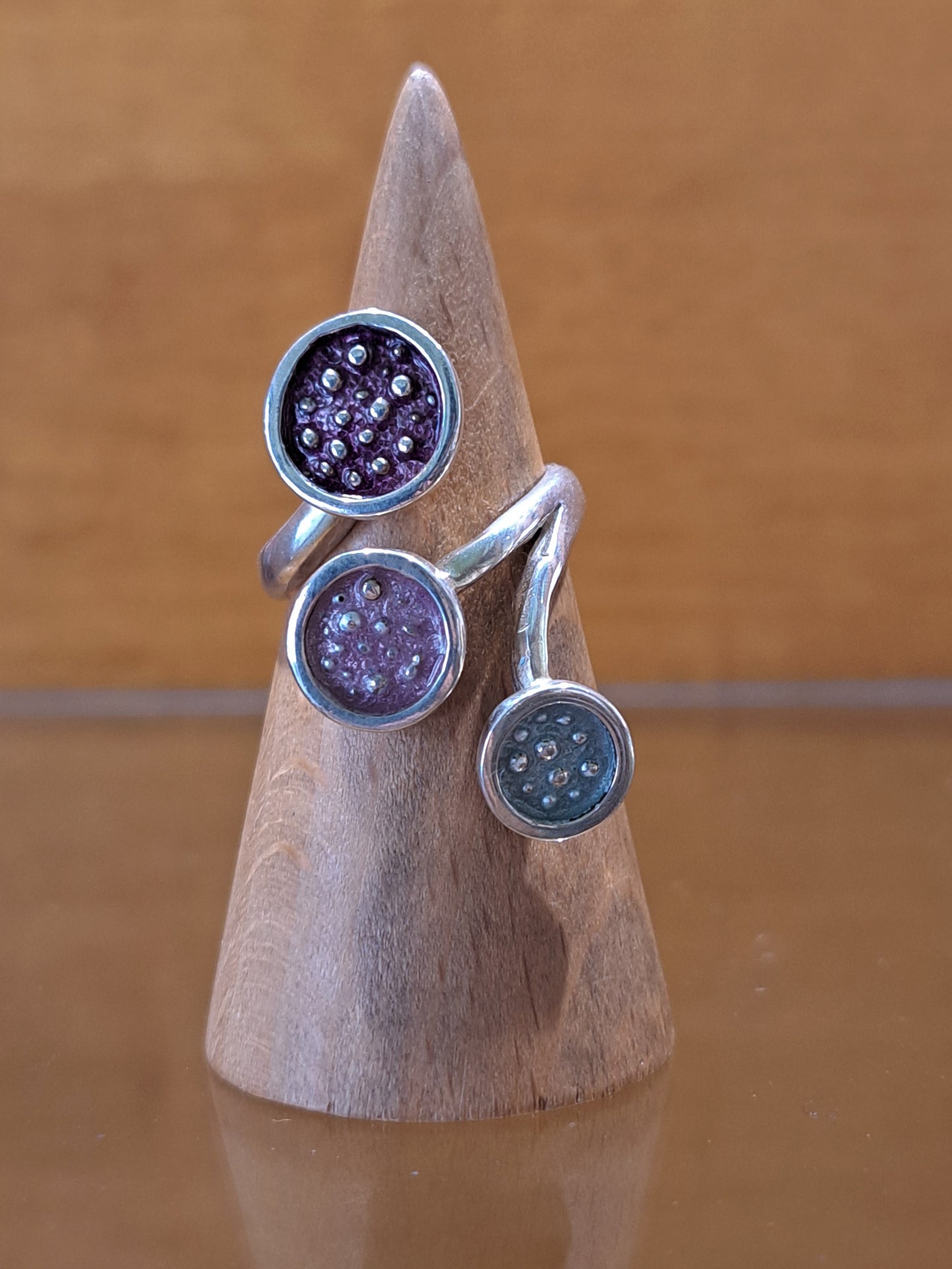 Sterling silver ring painted with enamel. - Katerina Roukouna