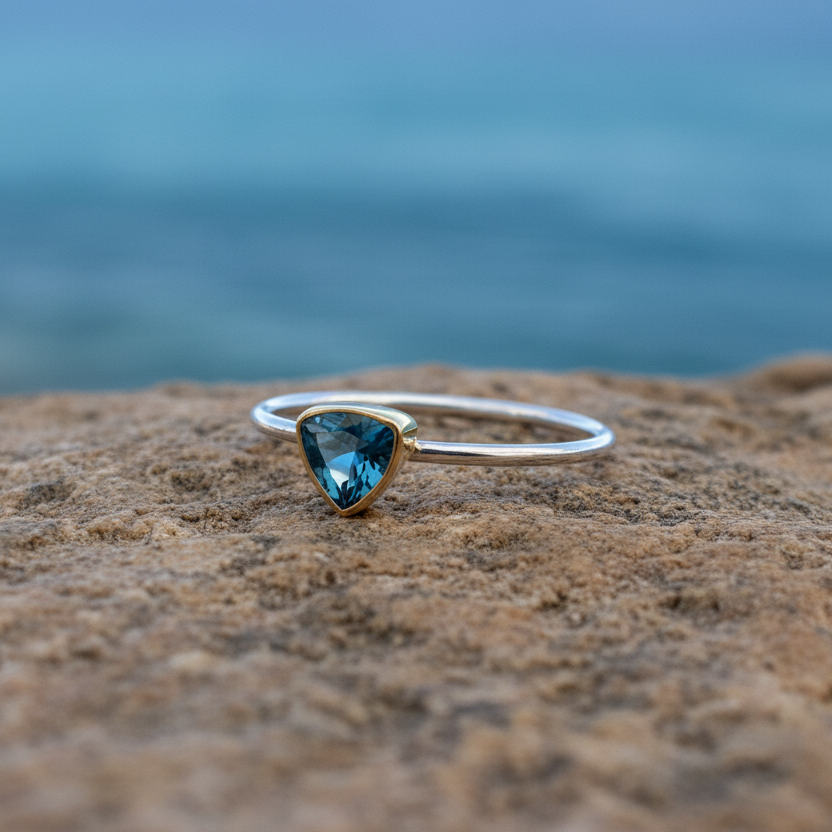 Handmade 18K and sterling silver ring with blue topaz - Katerina Roukouna