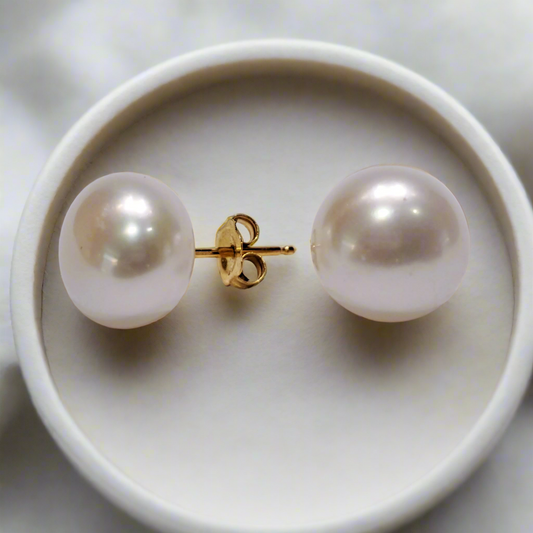 18K Gold earrings with pearls (II)