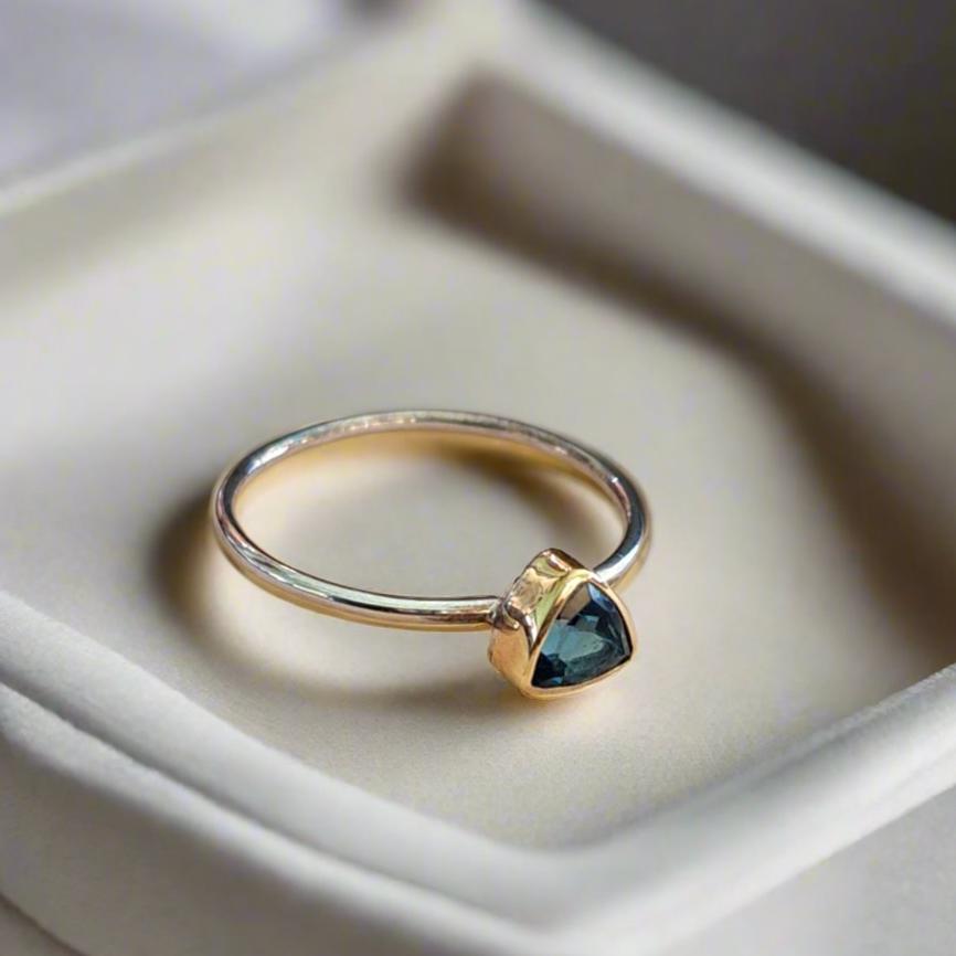 Handmade sterling silver ring with 18K Gold and topaz