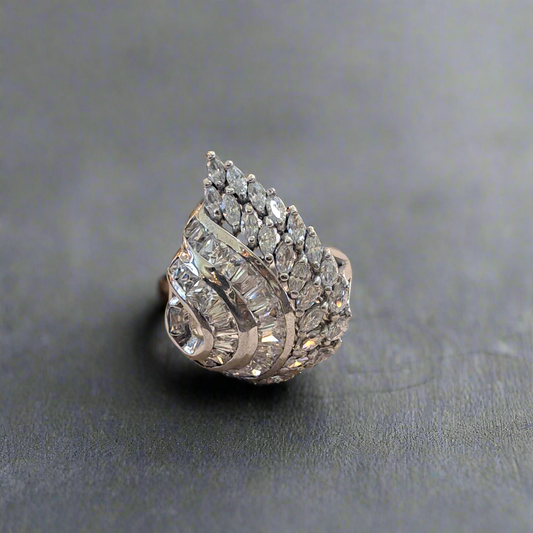 Leaf sterling silver ring with zirkons