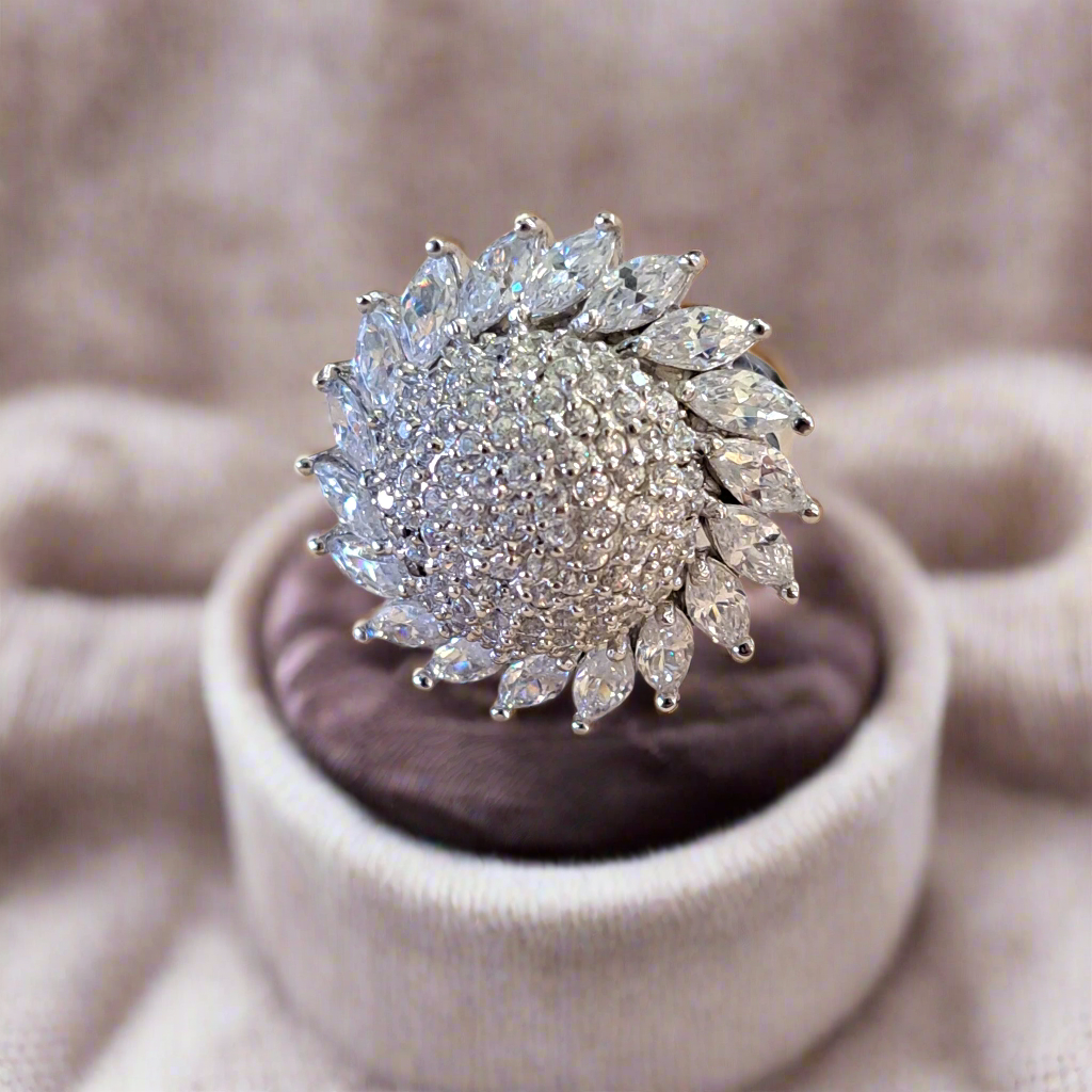 Flower sterling silver ring with zirkons