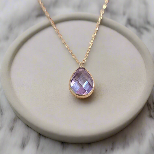 14K Gold necklace with purple zirkon drop