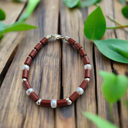 Handmade bracelet with jade, pearls and sterling silver
