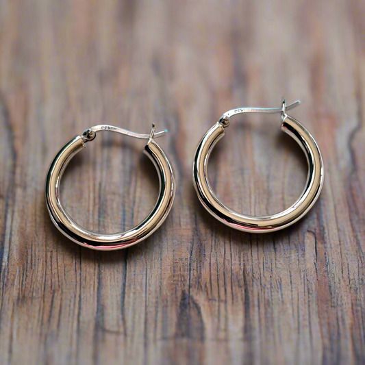 Sterling silver thick hoops (II)