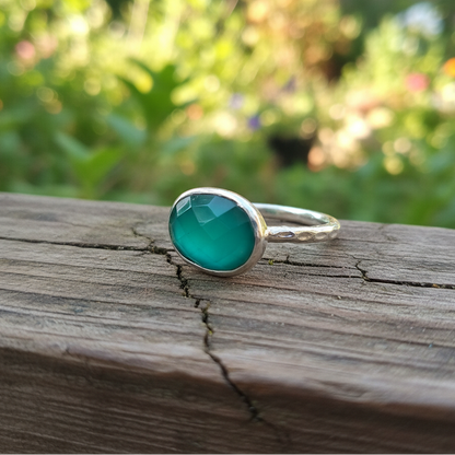 Oval green agate sterling silver ring (II) - Katerina Roukouna