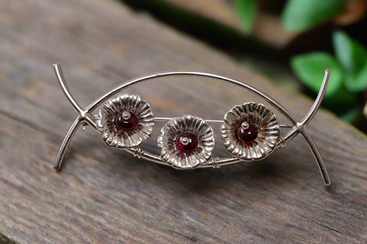 Sterling silver brooch with three Anemones with Garnets