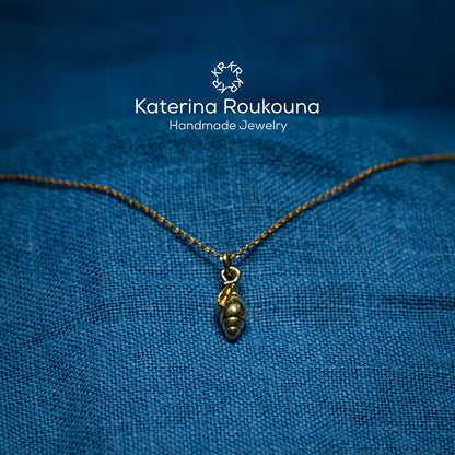 Tiny Seashell Necklace - Katerina Roukouna