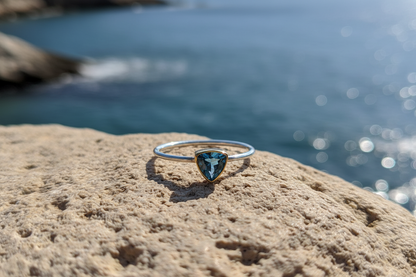 Handmade 18K and sterling silver ring with blue topaz - Katerina Roukouna