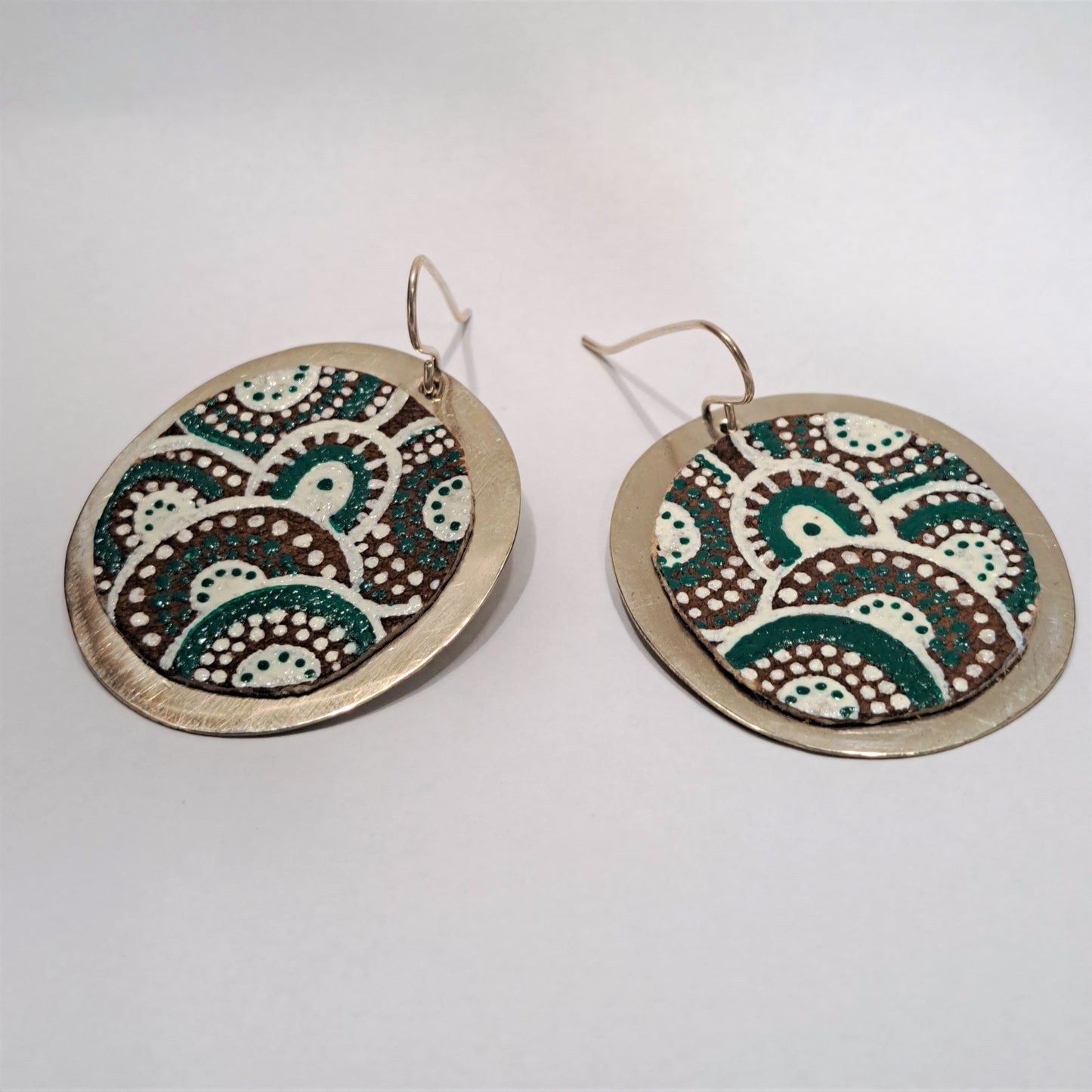 Handmade earrings brown-white and green