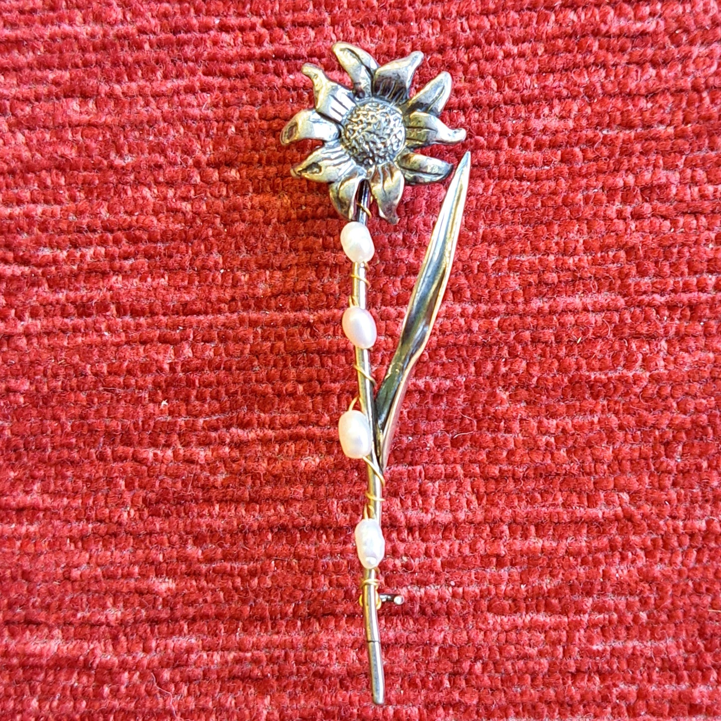 Helianthus with pearls- silver brooch