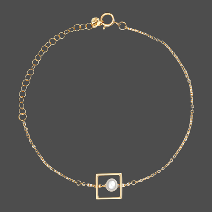 14K gold bracelet with square and pearl