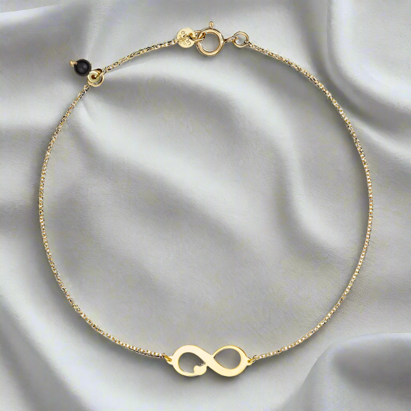 14K bracelet with the symbol of Infinity