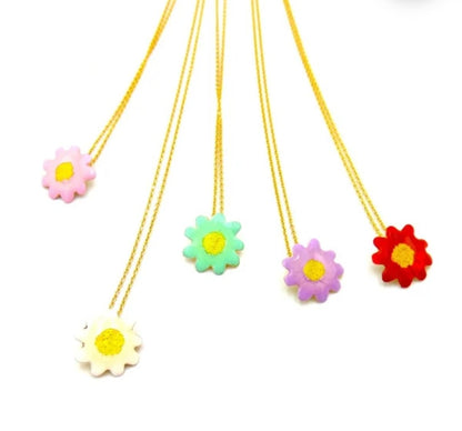 Colored flower necklace