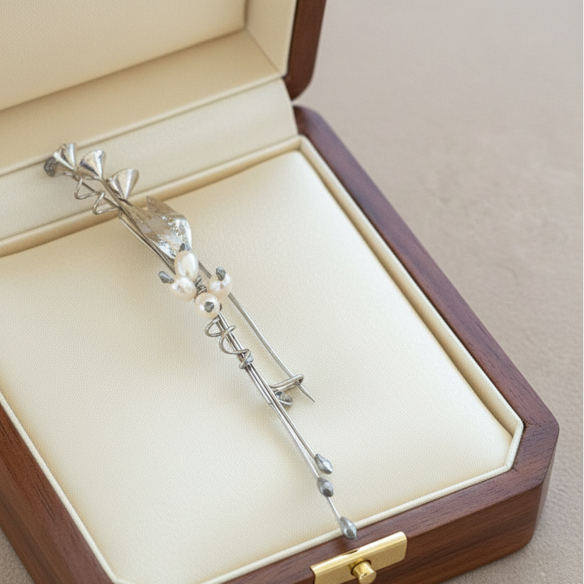 Handmade sterling silver brooch with flower and pearls - Katerina Roukouna
