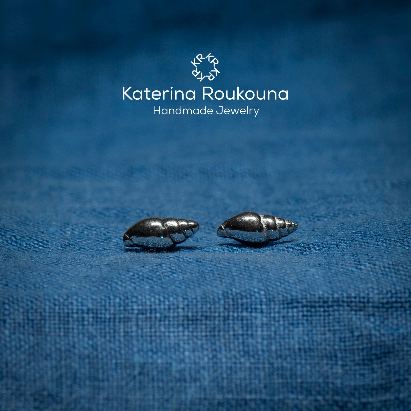 Tiny Seashell Stud Earrings - Katerina Roukouna
