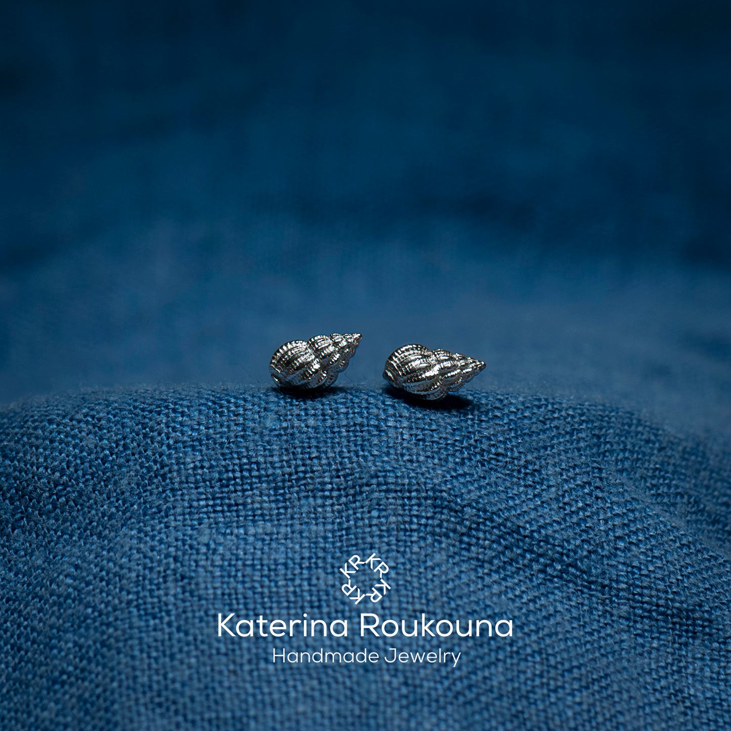 Tiny Conch Stud Earrings - Katerina Roukouna