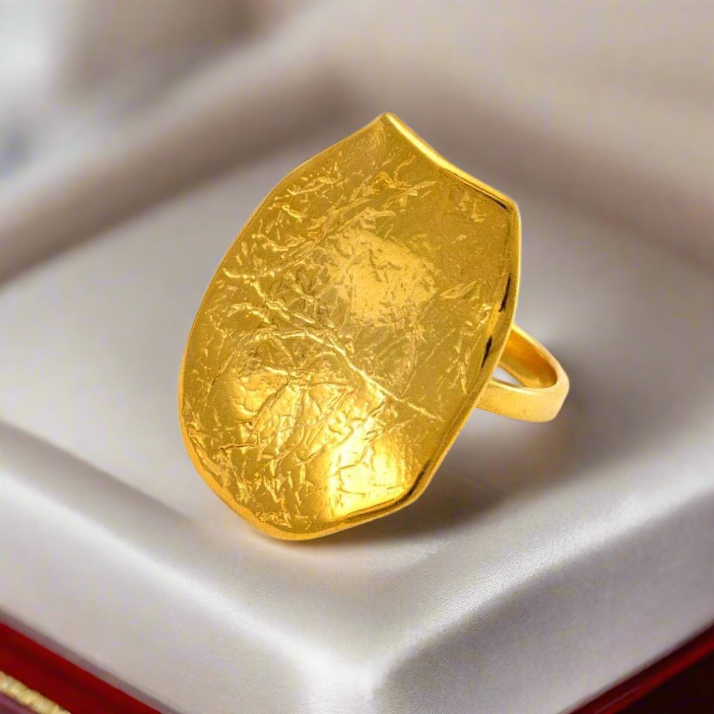 Gold plated sterlig silver ring with texture look like fabric