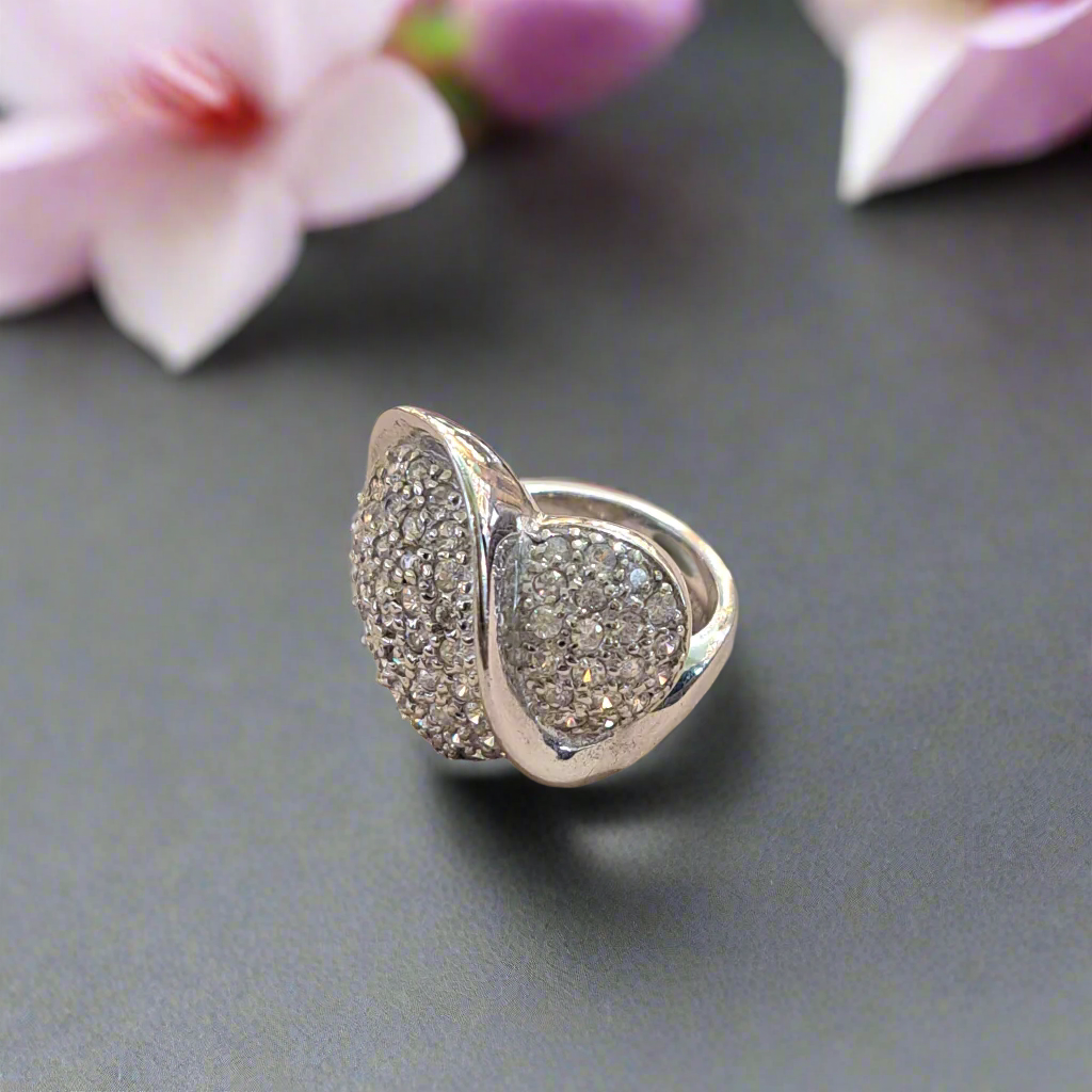 Heart sterling silver ring with zirkons