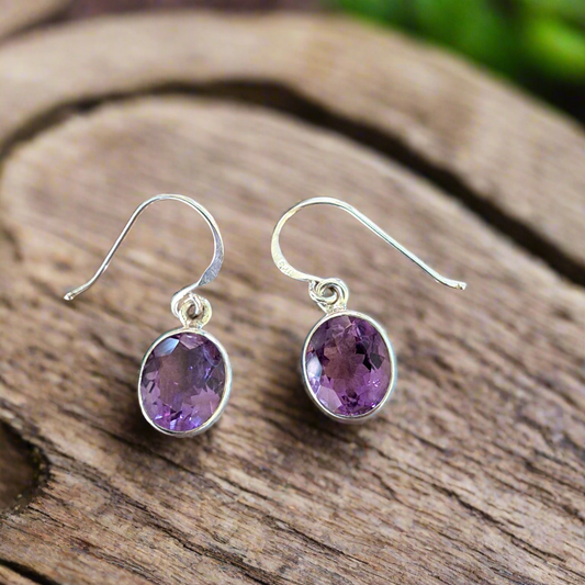 Sterling silver earrings with oval amethysts gemstones