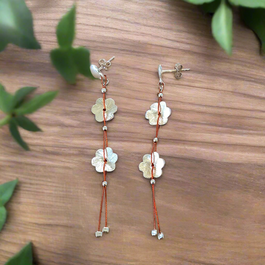 Flowers earrings made by sterling silver