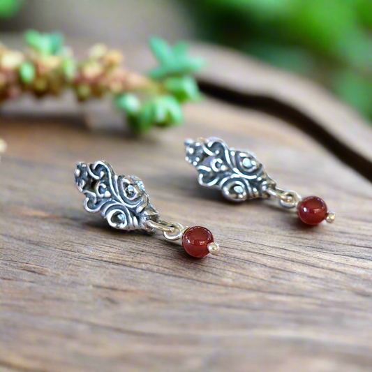 Sterling silver antique style earrings with carnelians