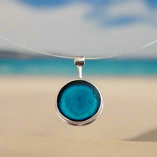 Round sterling silver blue necklace