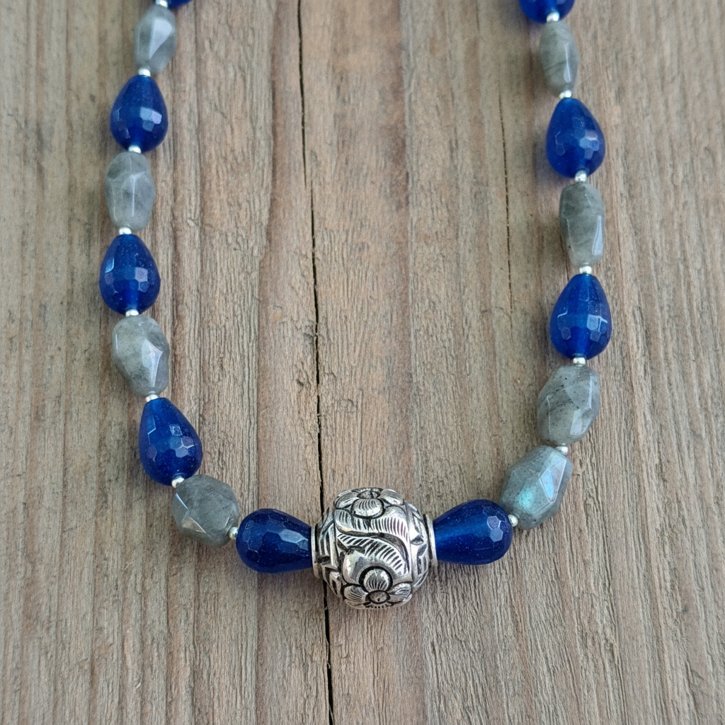 Handmade necklace with labradorite, blue agates and sterling silver. - Katerina Roukouna