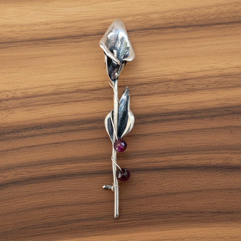 Lilly with garnets sterling silver brooch - Katerina Roukouna