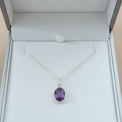 Sterling silver pendant with oval amethyst - Katerina Roukouna