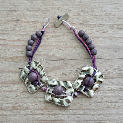 Handmade bracelet with haolites and elements