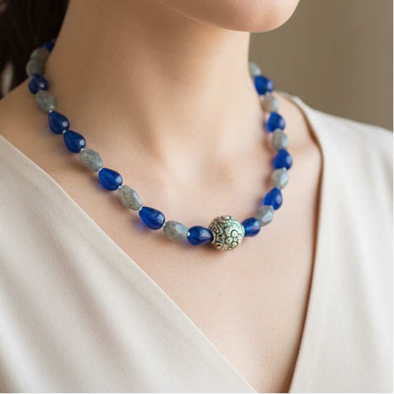Handmade necklace with labradorite, blue agates and sterling silver. - Katerina Roukouna