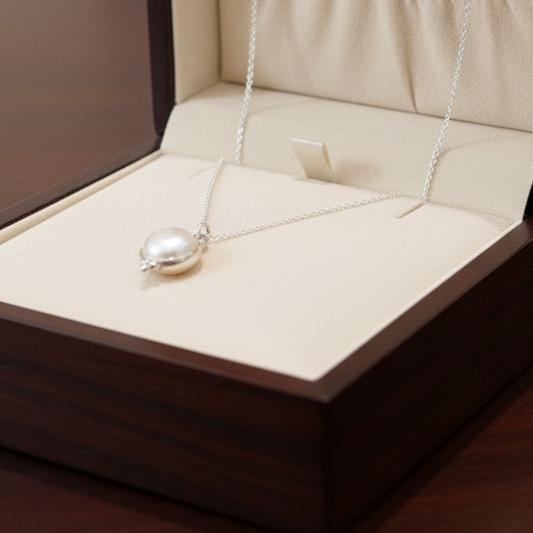Handmade sterling  pendant with a pearl